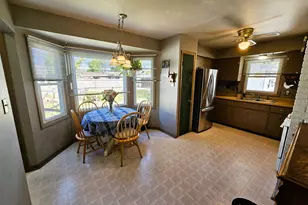 3605 Spruce St, Racine, WI 53403 - Photo 5