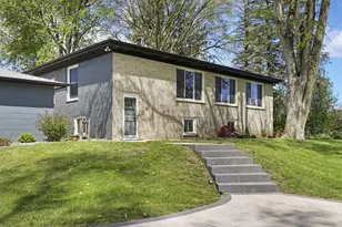 6739 Sportsman Dr, Racine, WI 53402 - Photo 29