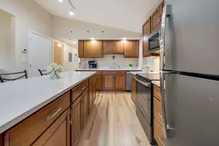 3313 E Mallory Ave, Cudahy, WI 53110 - Photo 5