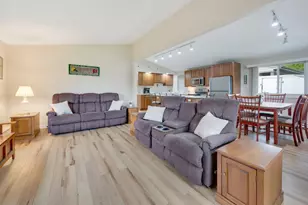 3313 E Mallory Ave, Cudahy, WI 53110 - Photo 11