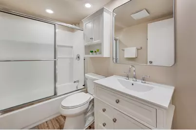 3313 E Mallory Ave, Cudahy, WI 53110 - Photo 17