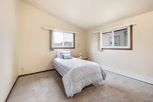 3313 E Mallory Ave, Cudahy, WI 53110 - Photo 15