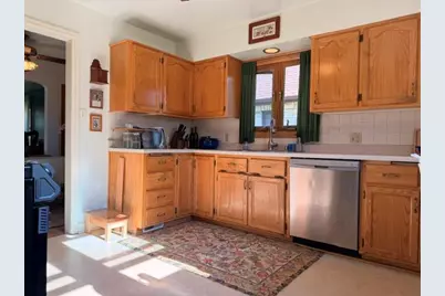 2407 S 78th St, West Allis, WI 53219 - Photo 17