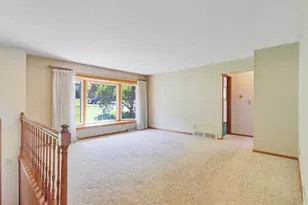 3736 Cliffside Dr, Shelby, WI 54601 - Photo 3