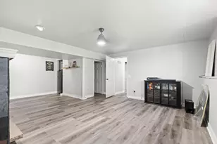 608 Ray St, Lake Mills, WI 53551 - Photo 19