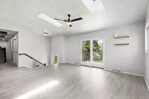 608 Ray St, Lake Mills, WI 53551 - Photo 5