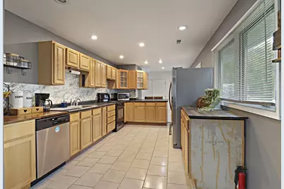 606  Gatewood Dr, Twin Lakes, WI 53181 - Photo 3