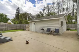 606 Gatewood Dr, Twin Lakes, WI 53181 - Photo 25