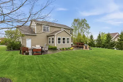 3967  Oakmont Trl, Waukesha, WI 53188 - Photo 45