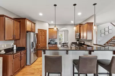 3967  Oakmont Trl, Waukesha, WI 53188 - Photo 19