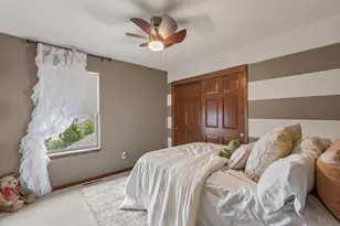 3967 Oakmont Trail, Waukesha, WI 53188 - Photo 31