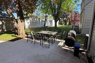 1304 S 115th St, West Allis, WI 53214 - Photo 13