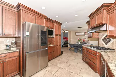 8947 N Santa Monica Blvd, Bayside, WI 53217 - Photo 15