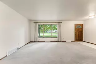 W173S7150 Grove St, Muskego, WI 53150 - Photo 3