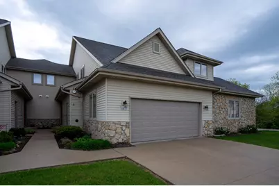 14785 W Wilbur Dr, New Berlin, WI 53151 - Photo 3