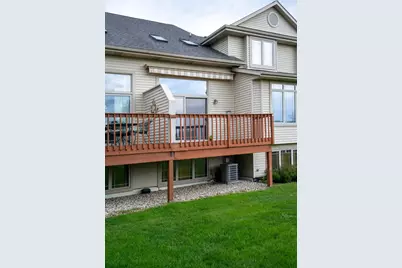 14785 W Wilbur Dr, New Berlin, WI 53151 - Photo 5