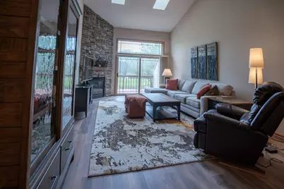 14785 W Wilbur Dr, New Berlin, WI 53151 - Photo 21