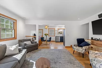 8613 W Ohio Ave, Milwaukee, WI 53227 - Photo 9