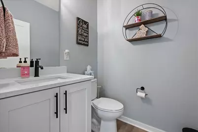1311  Whalen Dr, Oconomowoc, WI 53066 - Photo 17