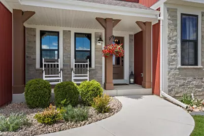 1311  Whalen Dr, Oconomowoc, WI 53066 - Photo 3