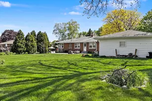 3633 S 158th St, New Berlin, WI 53151 - Photo 35