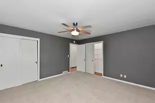 3633 S 158th St, New Berlin, WI 53151 - Photo 25