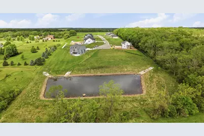 S101W21316  Maneys Ct, Muskego, WI 53150 - Photo 7