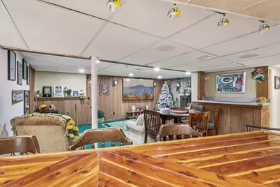 4761 S 81st St, Greenfield, WI 53220 - Photo 23