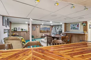 4761 S 81st St, Greenfield, WI 53220 - Photo 23
