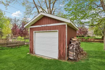 4761 S 81st St, Greenfield, WI 53220 - Photo 33