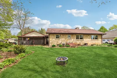 4761 S 81st St, Greenfield, WI 53220 - Photo 3