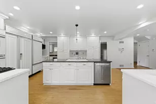 9090 N Green Brook Rd, River Hills, WI 53217 - Photo 11