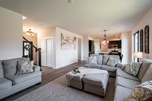 3640 Madison St, Waukesha, WI 53188 - Photo 9