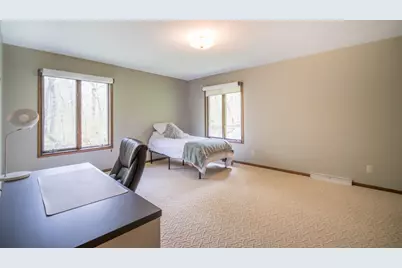 5307  Woodstone Dr, Hartford, WI 53086 - Photo 27