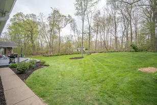 5307 Woodstone Dr, Hartford, WI 53086 - Photo 7