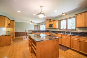 5307 Woodstone Dr, Hartford, WI 53086 - Photo 11