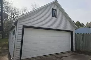 1420 Hawthorne Ave, Two Rivers, WI 54241 - Photo 29