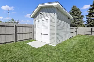 780 W Cardinal Cir, Oak Creek, WI 53154 - Photo 33