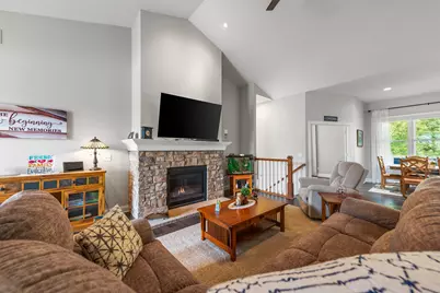 N119W5754  James Cir, Cedarburg, WI 53012 - Photo 7