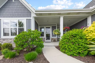 N119W5754  James Cir, Cedarburg, WI 53012 - Photo 3