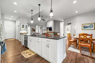 N119W5754 James Cir, Cedarburg, WI 53012 - Photo 17