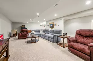 N119W5754 James Cir, Cedarburg, WI 53012 - Photo 43