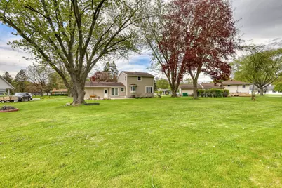 W164N9695  Water St, Germantown, WI 53022 - Photo 31