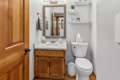 S45W25745  Underwood Ct, Waukesha, WI 53189 - Photo 15