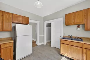 2802 N Weil St, Milwaukee, WI 53212 - Photo 7