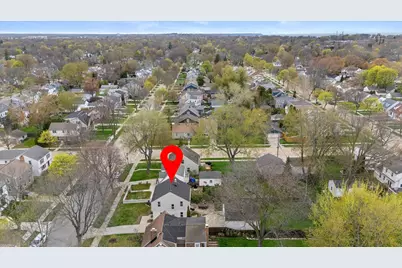 4634 N Idlewild Ave, Whitefish Bay, WI 53211 - Photo 5