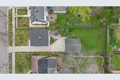 4634 N Idlewild Ave, Whitefish Bay, WI 53211 - Photo 35