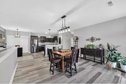 996  Bedford Ct #202, Racine, WI 53406 - Photo 7