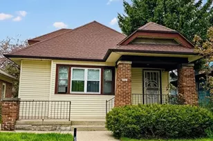 3021 N 38th St, Milwaukee, WI 53210 - Photo 1