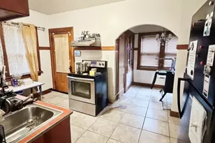 3021 N 38th St, Milwaukee, WI 53210 - Photo 13